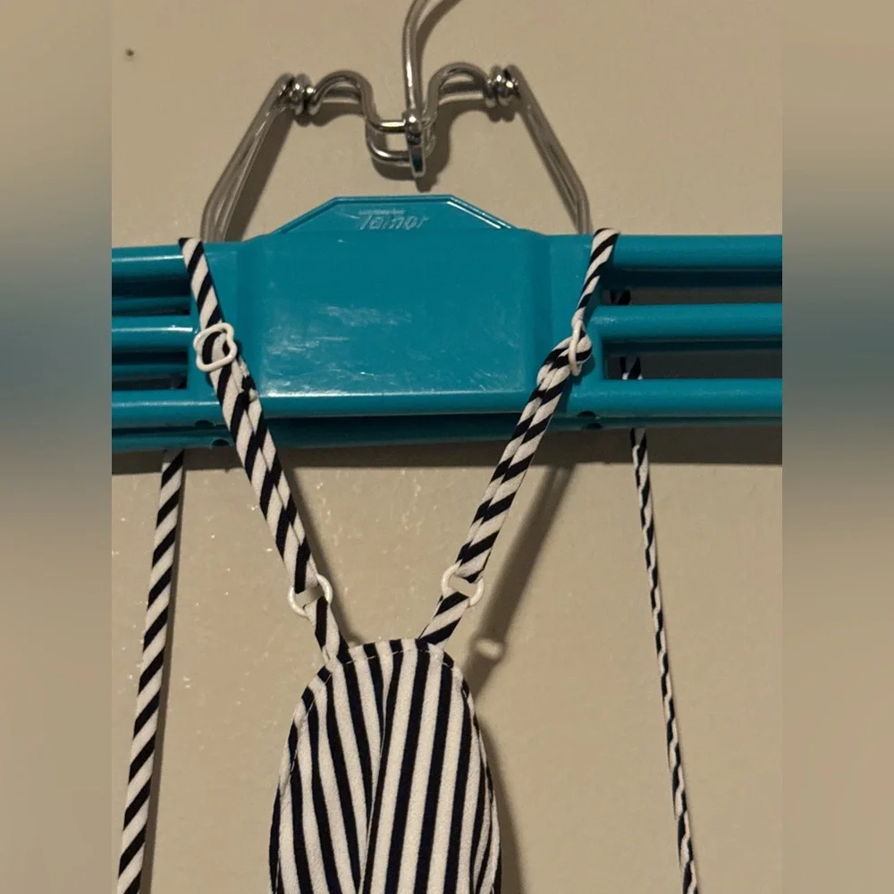 NWT J. Crew Navy & White Striped Scalloped Top Camisole - Picture 13 of 13